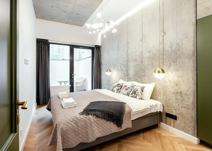 Superior 2 Bedroom 2 Bathroom By Reside Baltic *