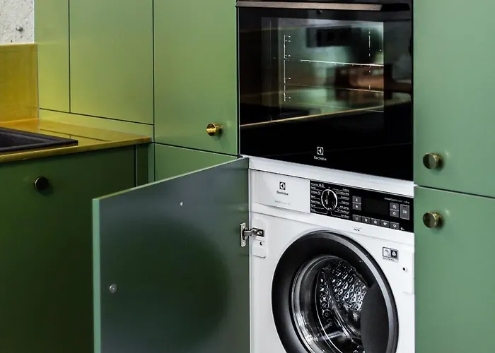 Superior 2 Bedroom 2 Bathroom By Reside Baltic 公寓