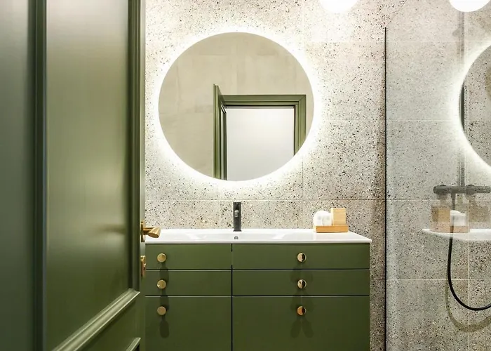 Superior 2 Bedroom 2 Bathroom By Reside Baltic 公寓