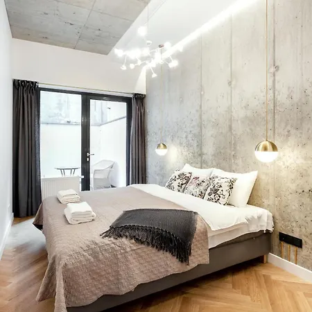 Superior 2 Bedroom 2 Bathroom By Reside Baltic *